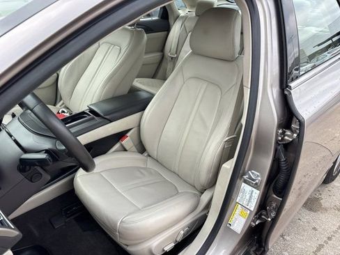 Used 2019 Lincoln MKZ Reserve AWD/4WD image 18