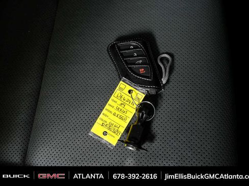 Used 2024 Lexus GX 550 w/ Accessory Package (2T) AWD/4WD image 25