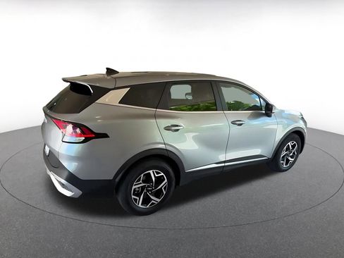 Used 2025 Kia Sportage LX FWD image 14