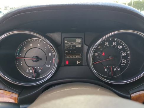 Used 2013 Jeep Grand Cherokee Overland RWD image 34