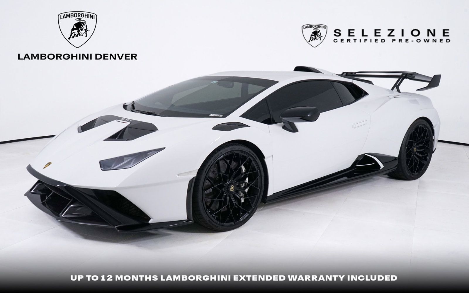 Used 2023 Lamborghini Huracan STO RWD image 1