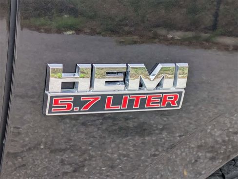 Used 2017 RAM 1500 Big Horn image 13