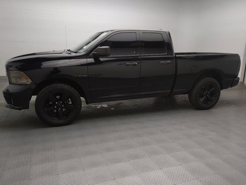 Used 2016 RAM 1500 Express w/ Black Ram 1500 Express Group AWD/4WD image 2