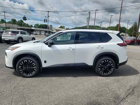 New 2026 Nissan Rogue Dark Armor AWD/4WD image 5