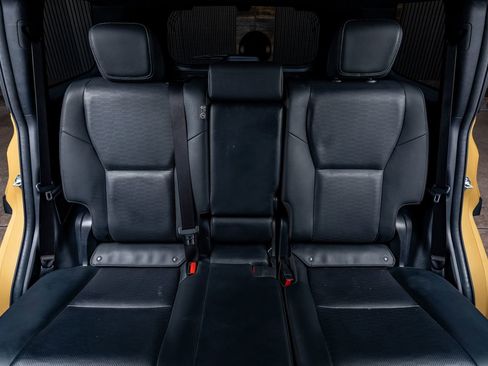 Used 2025 Toyota Land Cruiser image 34