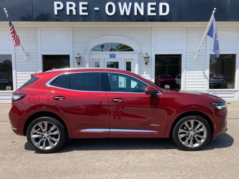 Used 2021 Buick Envision Avenir w/ Technology Package II AWD/4WD image 4