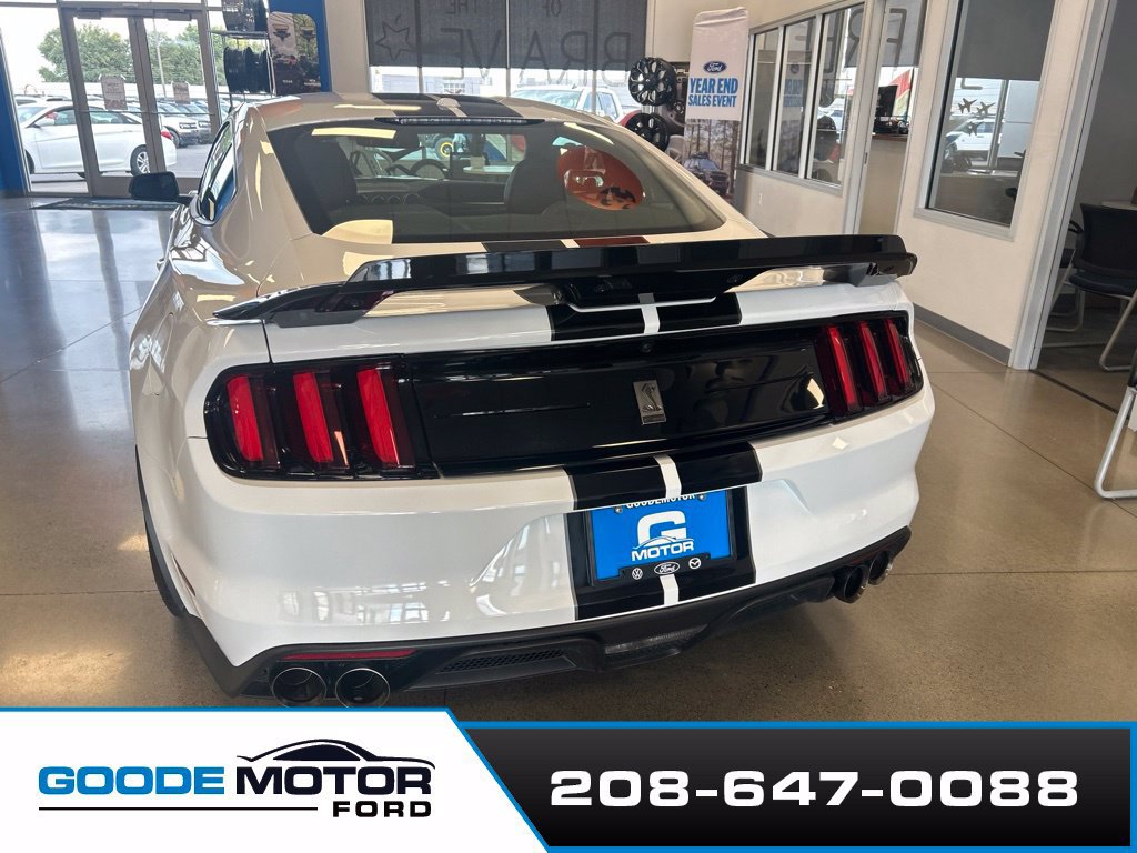 Used 2019 Ford Mustang Shelby GT350 w/ Technology Package RWD image 4