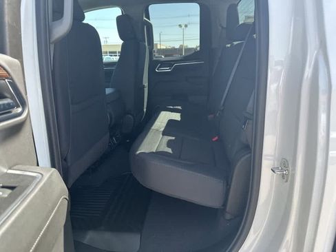 New 2024 GMC Sierra 1500 Elevation image 18