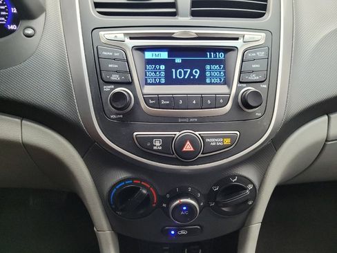 Used 2017 Hyundai Accent SE image 25