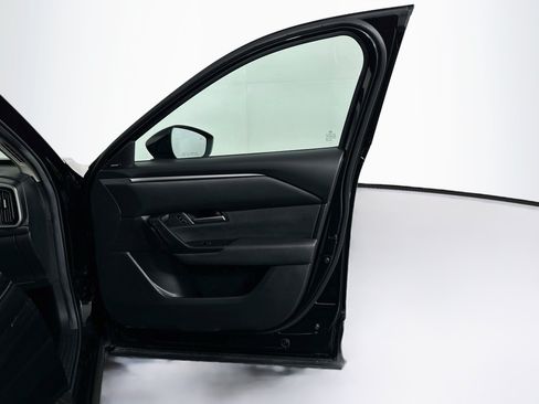 Used 2025 MAZDA CX-50 AWD 2.5 S w/ Premium Package image 32