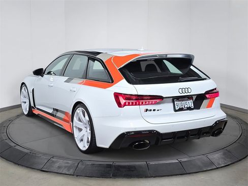Used 2025 Audi RS 6 performance image 3