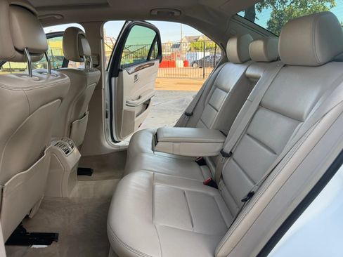 Used 2014 Mercedes-Benz E 350 Sedan image 15