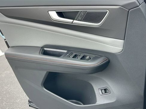 New 2025 Volkswagen Atlas Peak Edition SE image 26