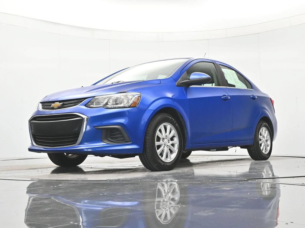 Used 2018 Chevrolet Sonic LT FWD image 35