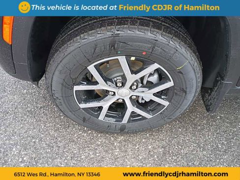 New 2026 Jeep Grand Cherokee Limited image 9