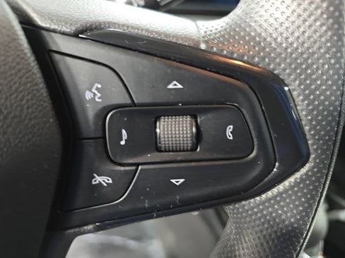 Used 2024 Chevrolet Trax LT image 17