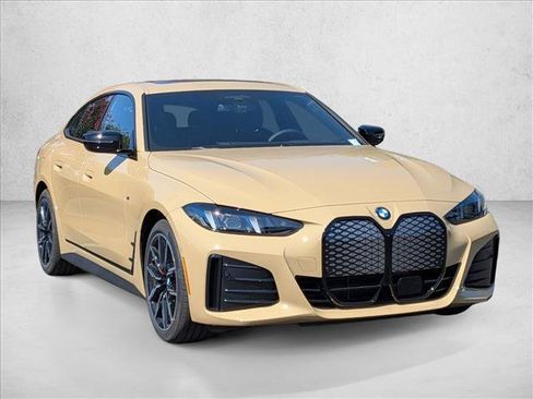 New 2026 BMW i4 xDrive40i w/ M Sport Package AWD/4WD image 6