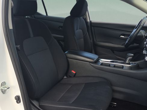 Used 2024 Nissan Sentra SV w/ All-Weather Package FWD image 15