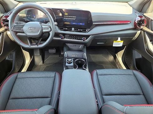 New 2026 Chevrolet Equinox RS w/ Convenience Package III FWD image 14
