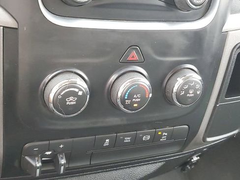 Used 2017 RAM 2500 Tradesman w/ Chrome Appearance Group image 19