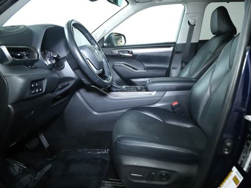 Used 2022 Toyota Highlander Limited AWD/4WD image 24