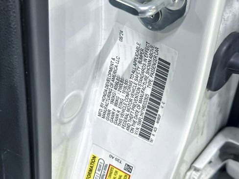 Used 2024 Honda Civic EX-L image 23