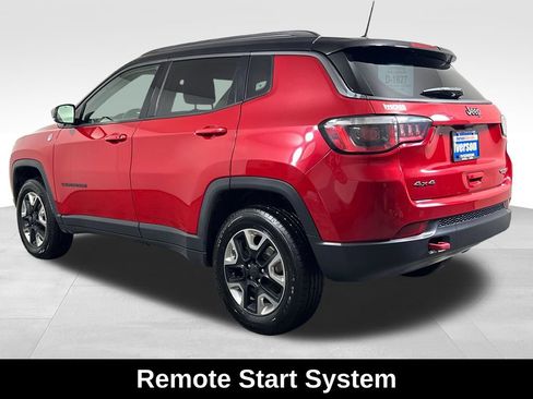 Used 2018 Jeep Compass Trailhawk w/ Leather Interior Group AWD/4WD image 9