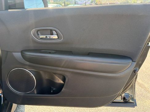 Used 2021 Honda HR-V EX image 30