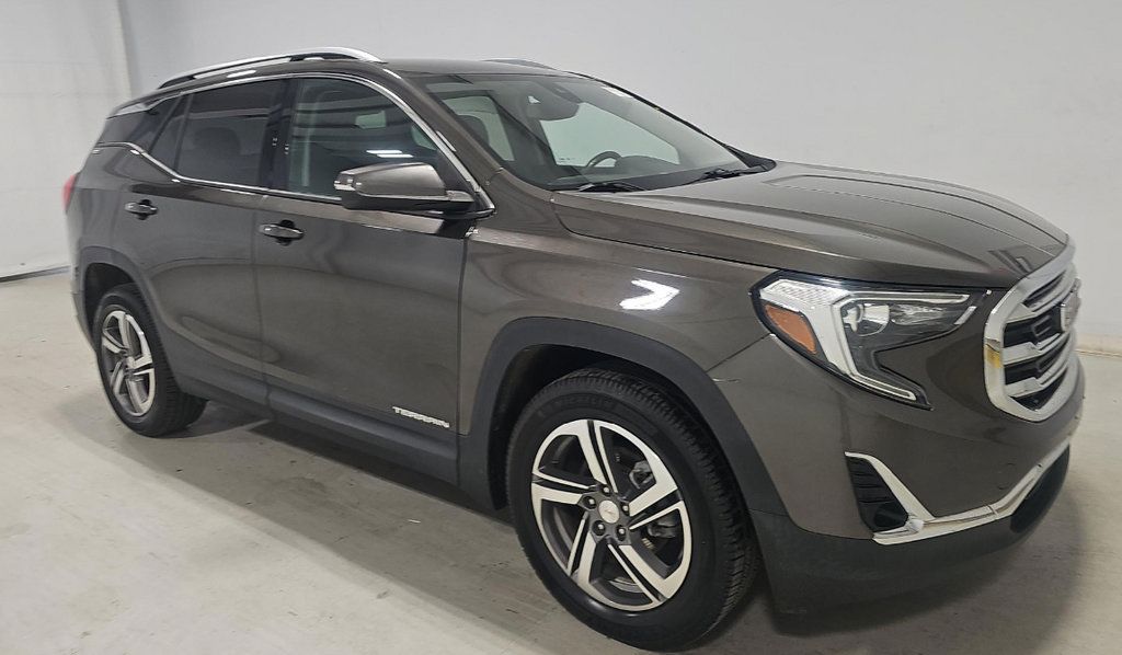 Used 2020 GMC Terrain SLT AWD/4WD image 2