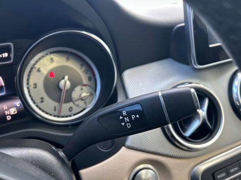 Used 2017 Mercedes-Benz GLA 250 4MATIC image 28