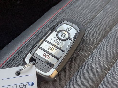 New 2026 Ford Explorer ST-Line image 33