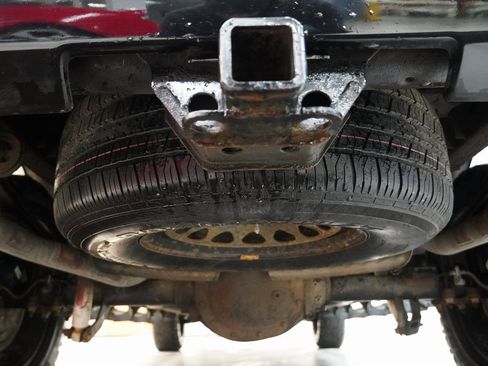 Used 2020 Chevrolet Silverado 1500 LT Trail Boss w/ Bed Protection Package image 10