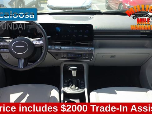Used 2025 Hyundai Kona SEL image 25