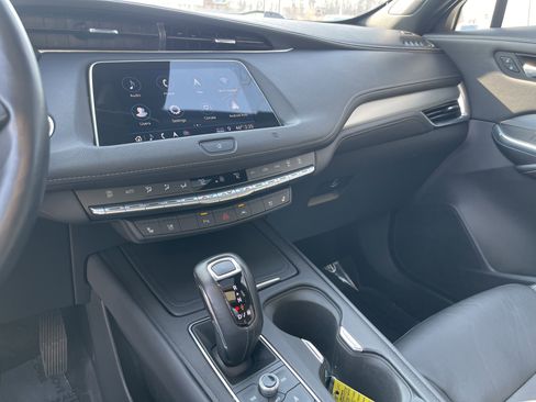 Used 2019 Cadillac XT4 Premium Luxury image 30