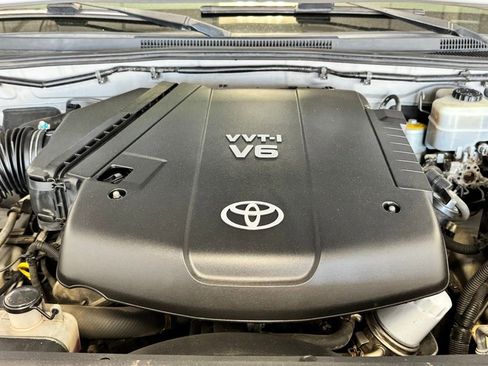 Used 2010 Toyota Tacoma 4x4 Double Cab image 22