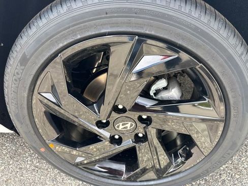 New 2026 Hyundai Elantra Sport FWD image 6