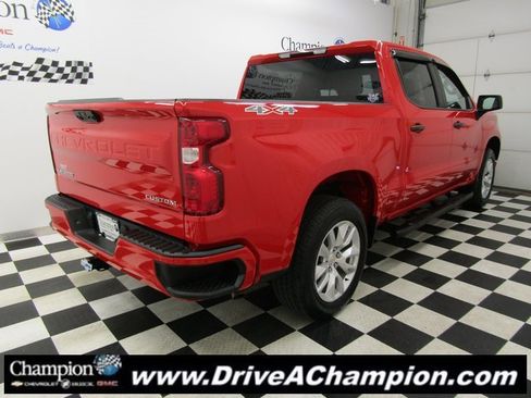 Certified 2024 Chevrolet Silverado 1500 Custom image 9