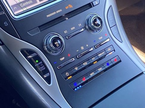 Used 2020 Lincoln Nautilus Black Label w/ Cargo Utility Package image 32