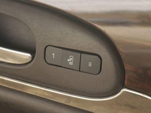 Used 2016 Buick Enclave Leather image 24