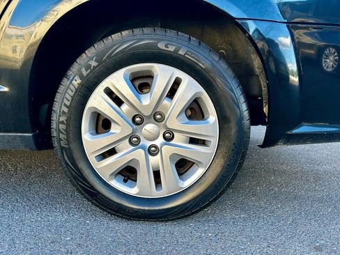 Used 2016 Dodge Grand Caravan image 31