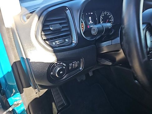 Used 2020 Jeep Renegade Altitude image 18