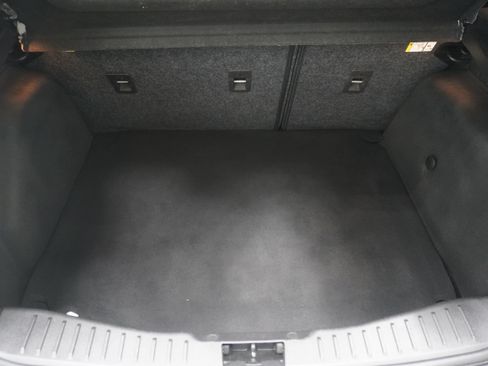 Used 2015 Ford Focus SE FWD image 15