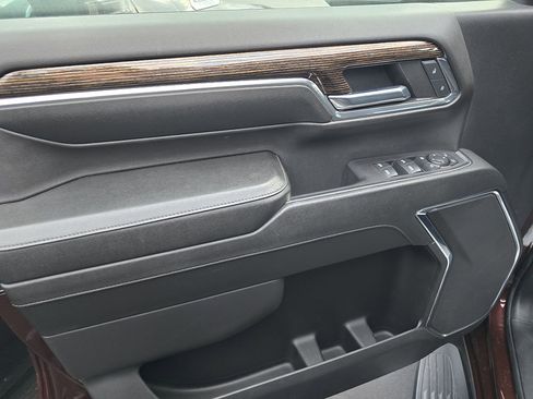 Used 2024 GMC Sierra 2500 SLE w/ SLE Value Package; image 17