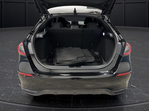 Used 2023 Honda Civic Sport image 12