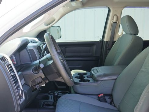 Used 2015 RAM 2500 Tradesman w/ Chrome Appearance Group AWD/4WD image 13