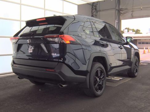 Used 2024 Toyota RAV4 XLE FWD image 6