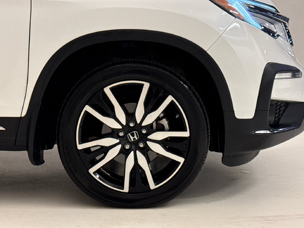 Used 2022 Honda Pilot Touring image 6