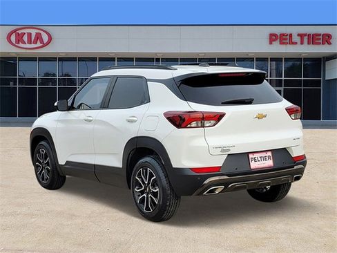 Used 2022 Chevrolet TrailBlazer ACTIV w/ Convenience Package image 6