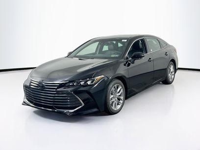Used 2019 Toyota Avalon XLE w/ Moonroof Package