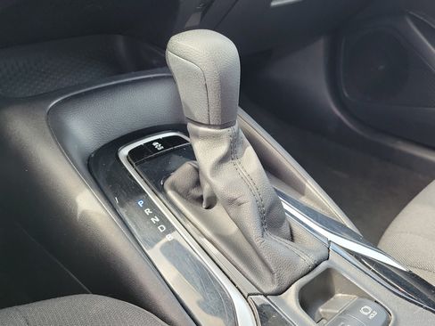 Used 2021 Toyota Corolla LE FWD image 21